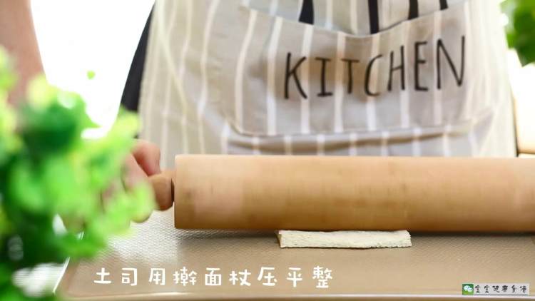 牛油果香蕉卷