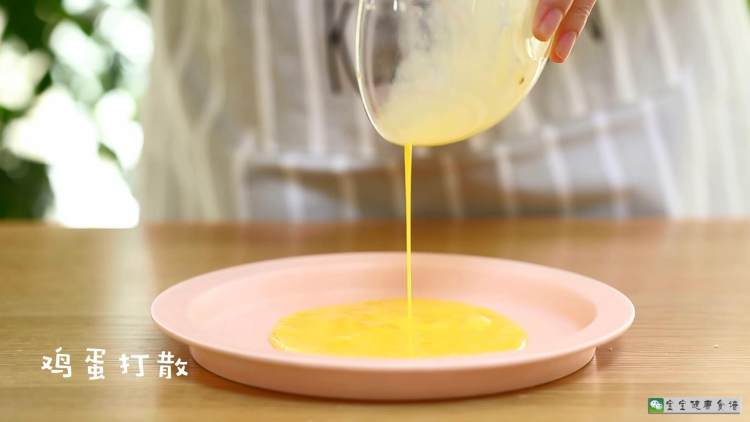 牛油果香蕉卷