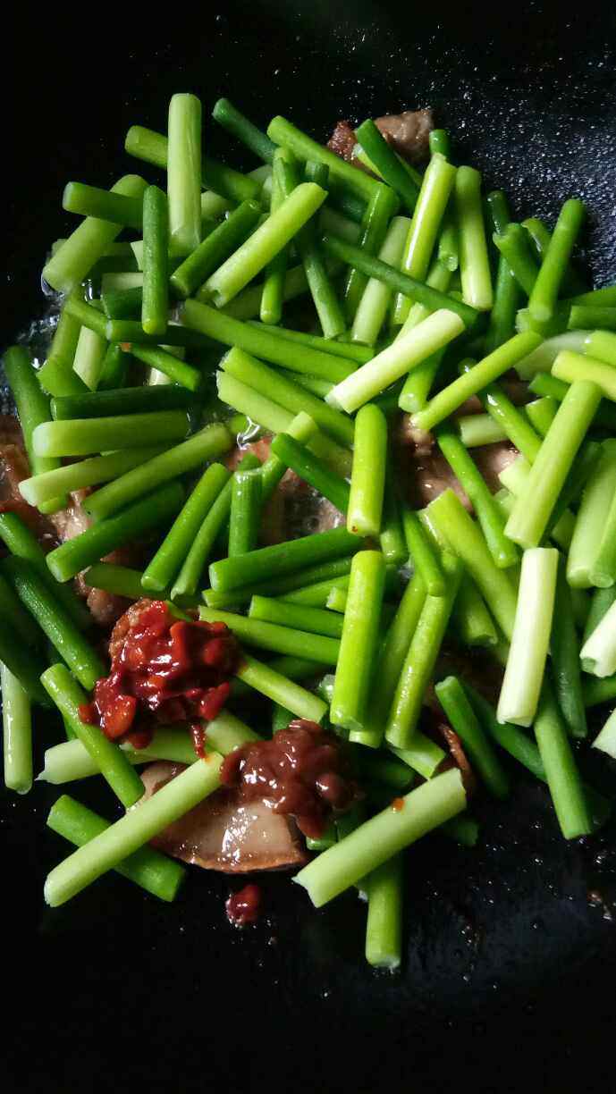 蒜苔炒肉