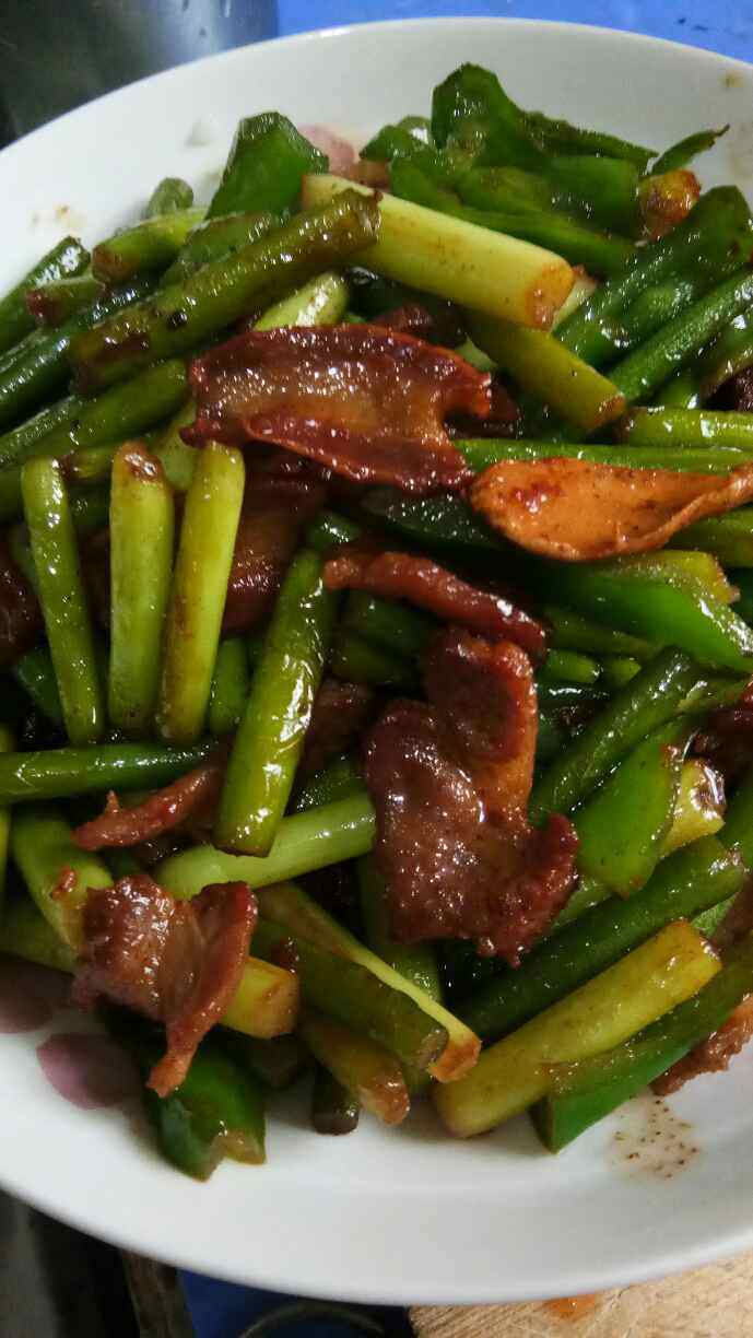 蒜苔炒肉