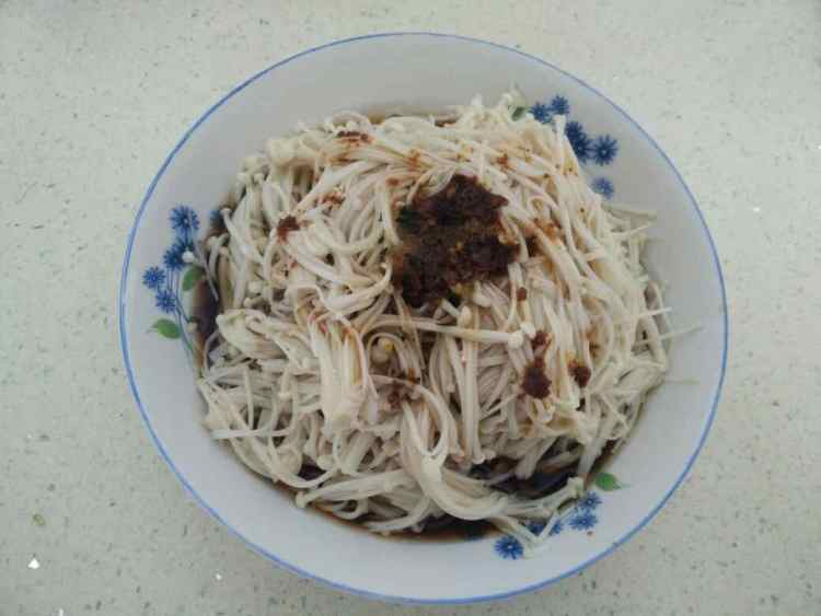 凉拌金针菇