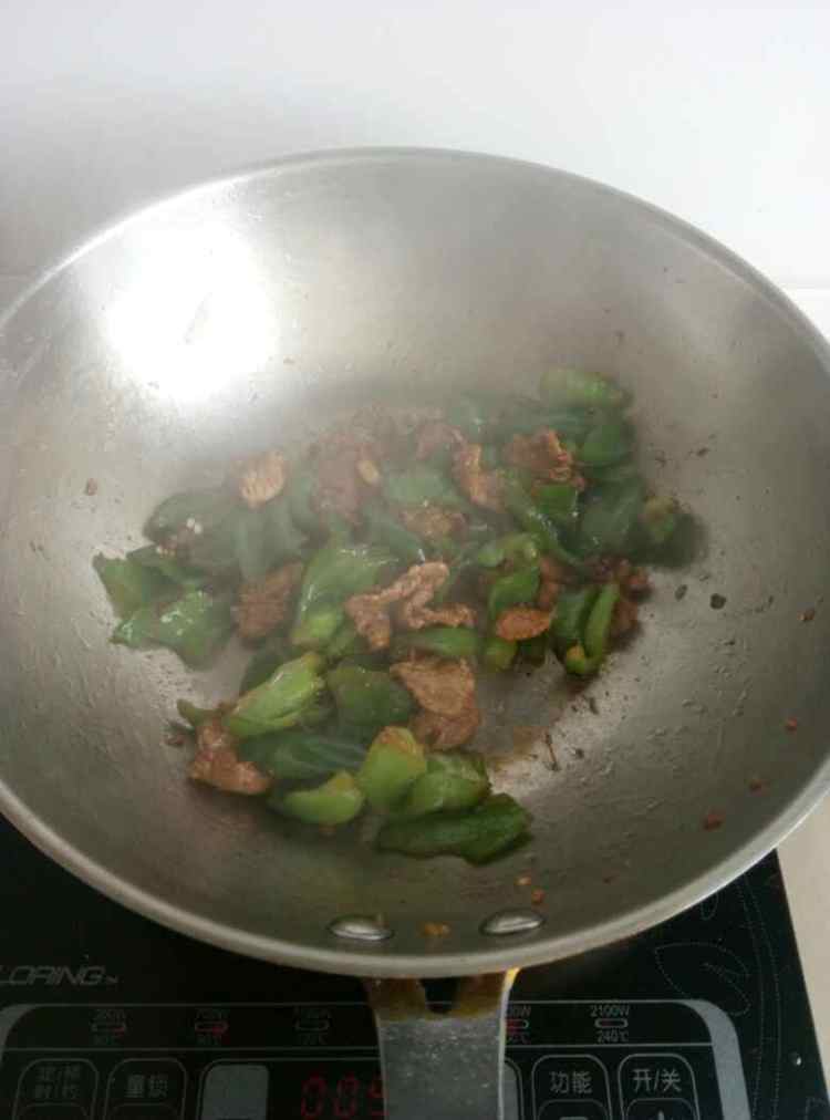 麻椒炒肉