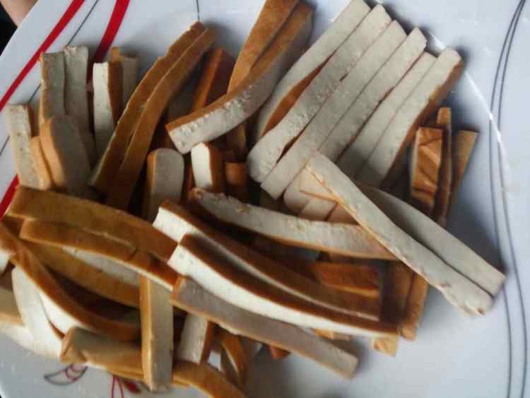 韭菜炒酱豆干