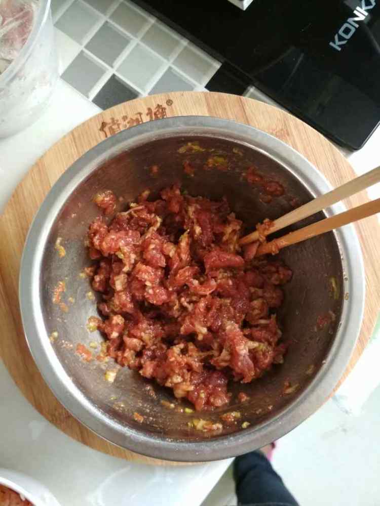 炸萝卜肉丸子
