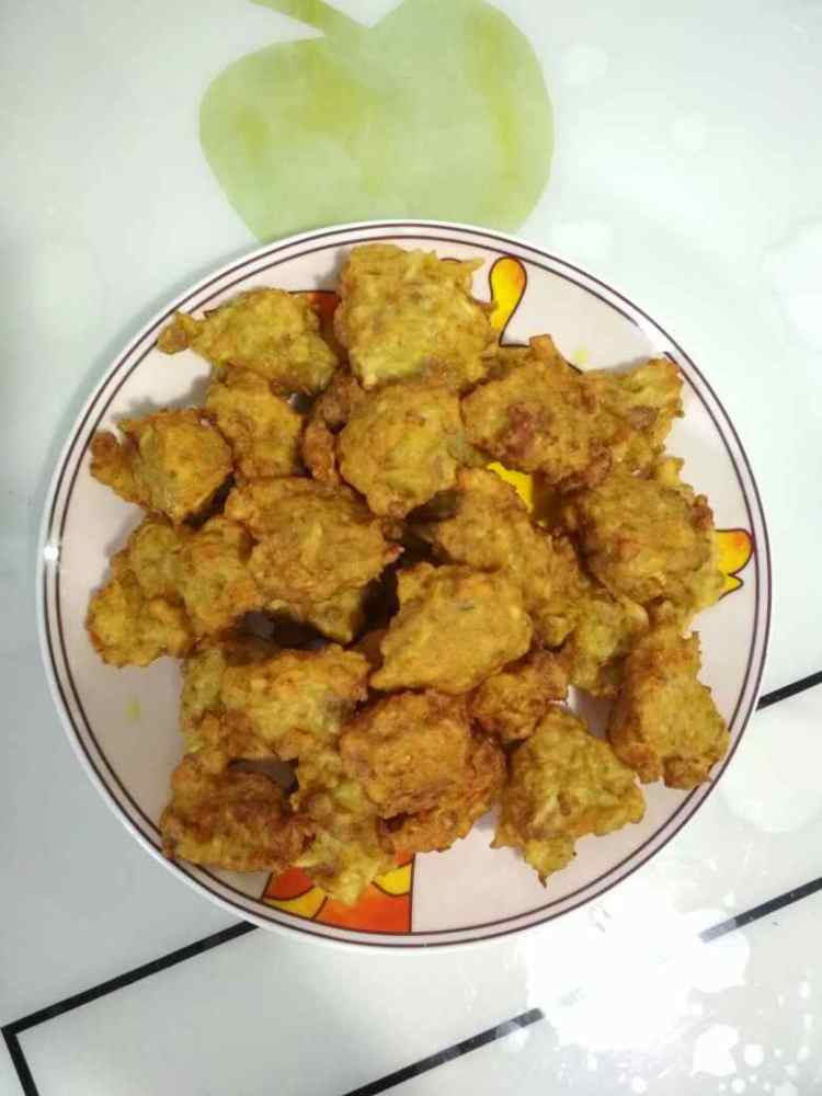 炸萝卜肉丸子