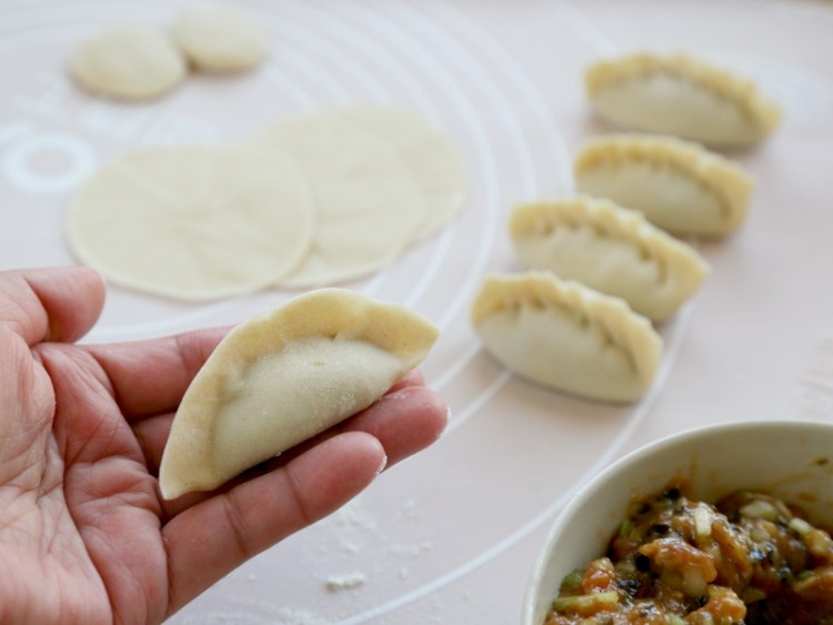 抱蛋煎饺