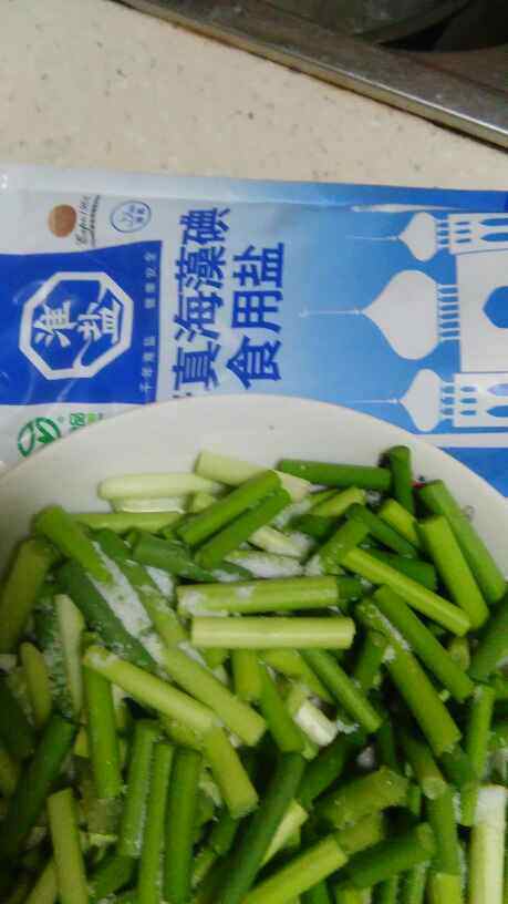腌蒜苔