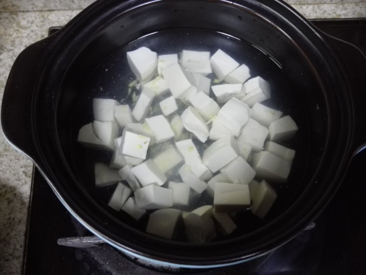 韭菜豆腐汤