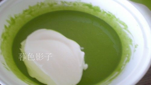 菜汁奶油小方糕