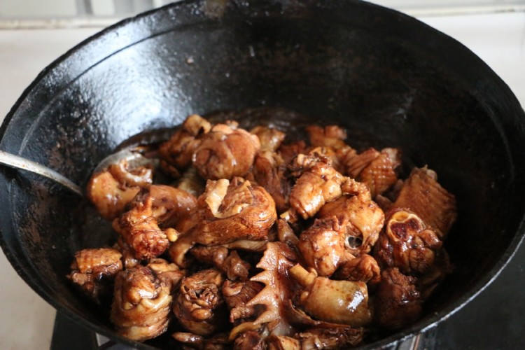 野山菌土豆烧鸡公