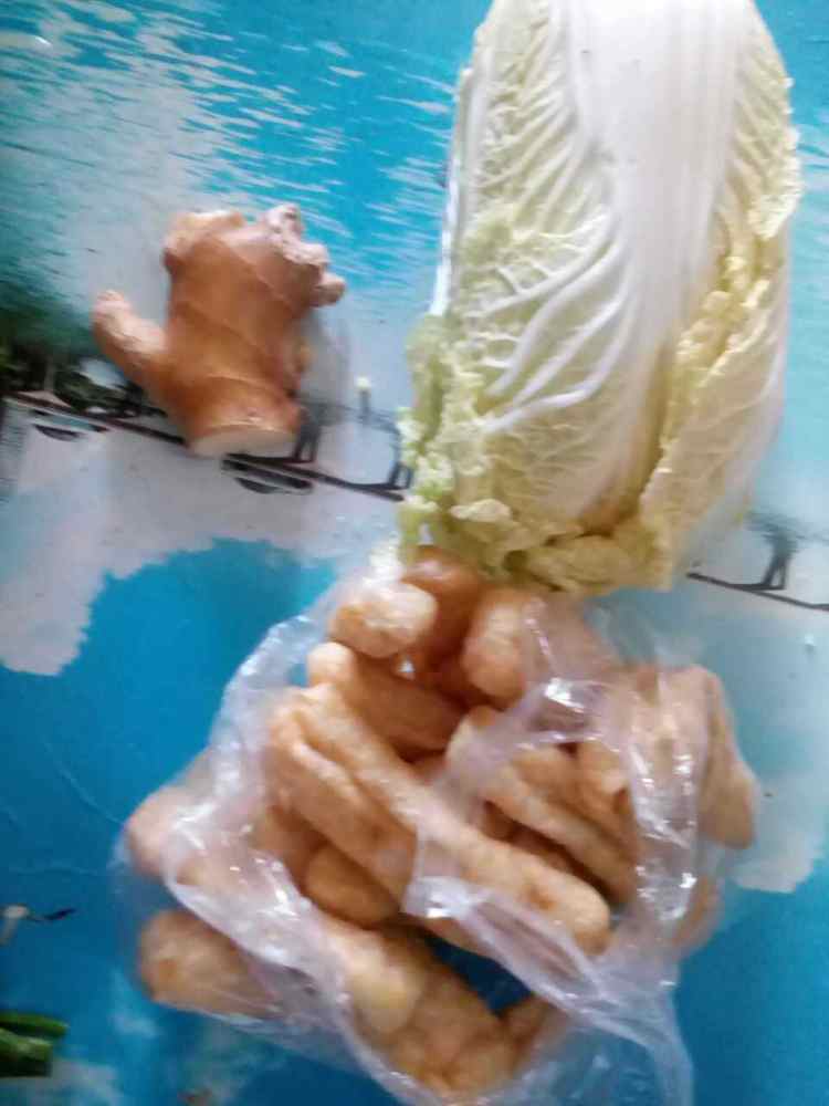 娃娃菜炒油豆腐