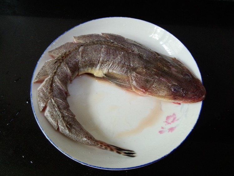 尖角子鱼炖豆腐