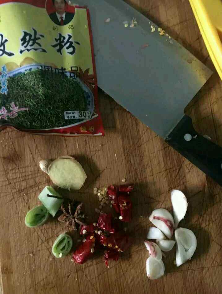 牛肉金针菇