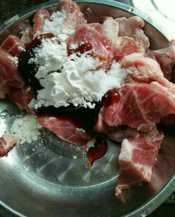 土豆焖猪肉