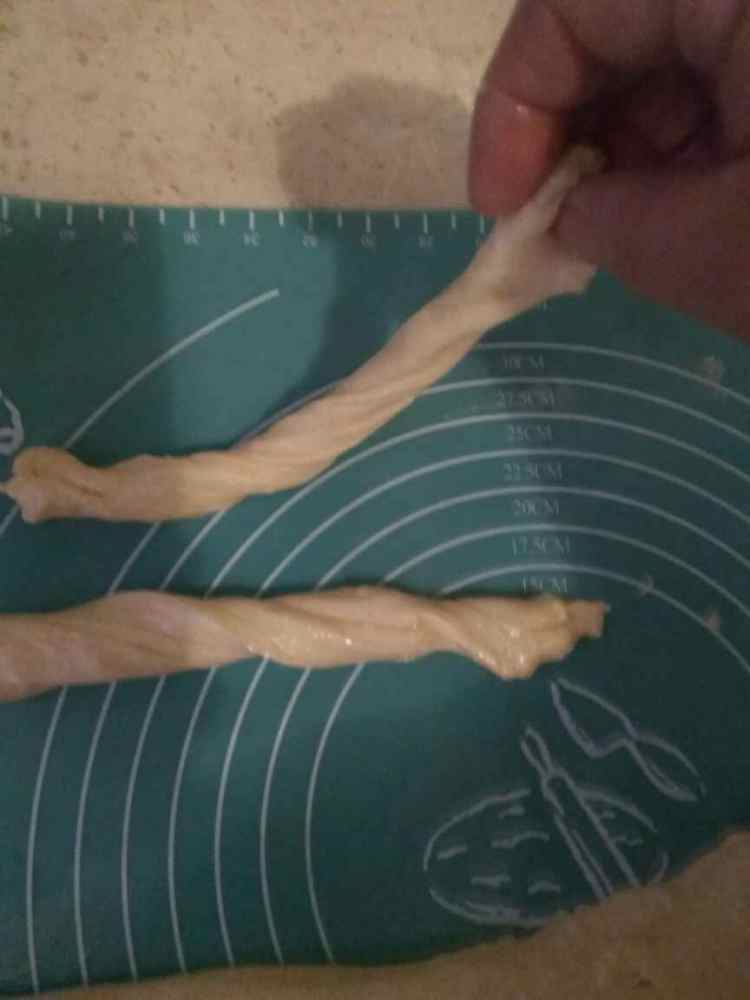 自制酵母油条