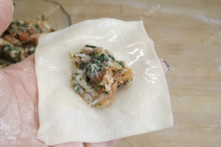 荠菜馄饨