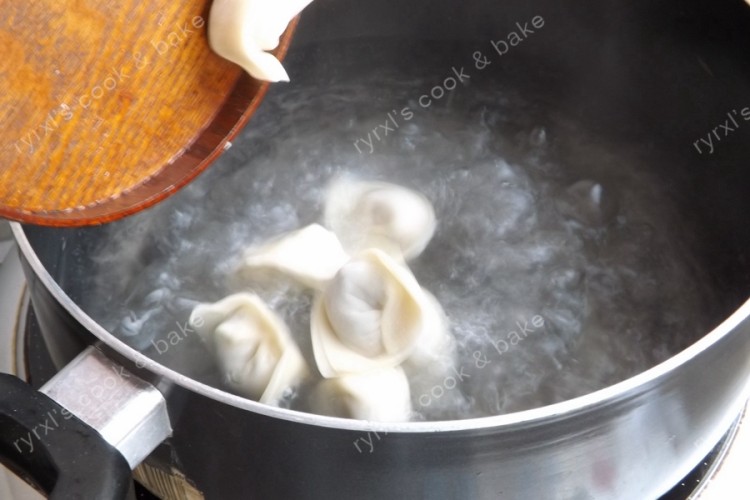 荠菜馄饨