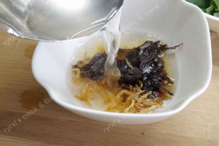 荠菜馄饨
