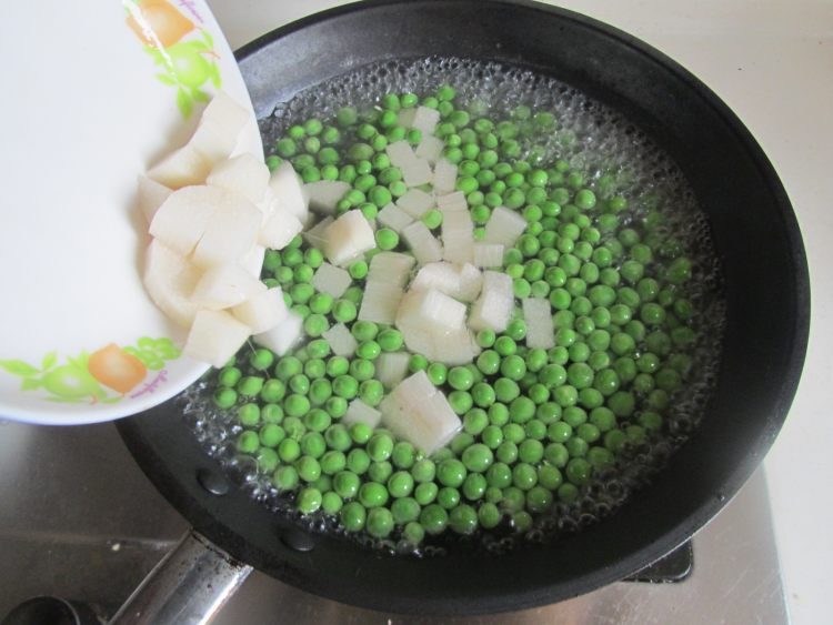 青豆山药胡萝卜丁