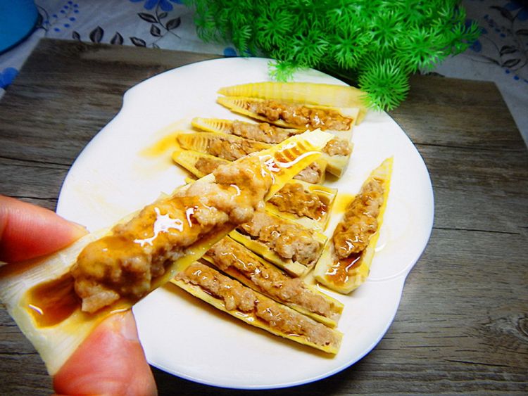 笋尖酿肉