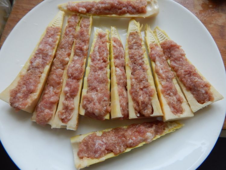 笋尖酿肉