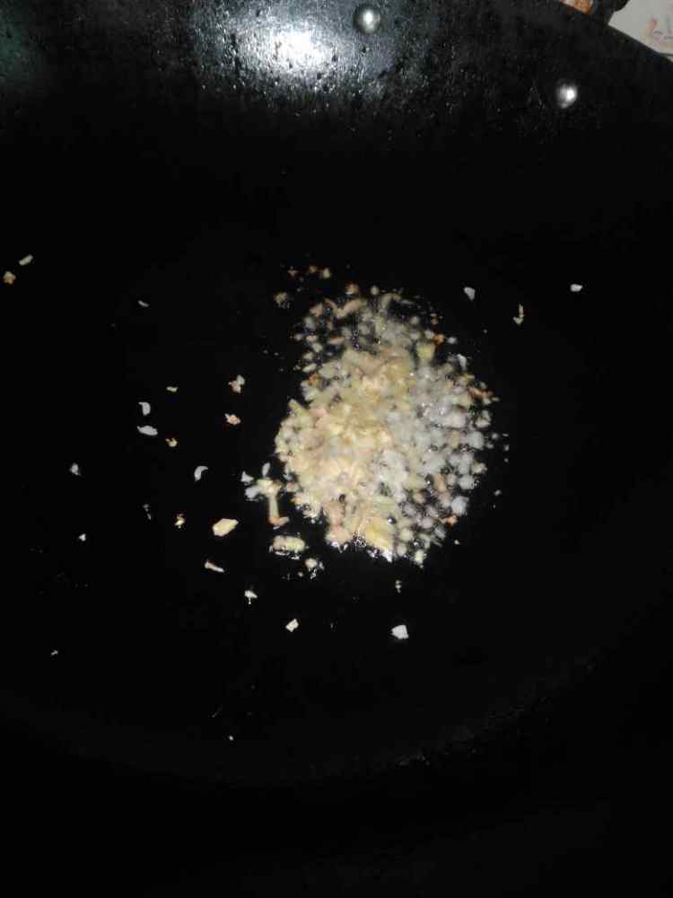 木耳红萝卜炒豆腐干