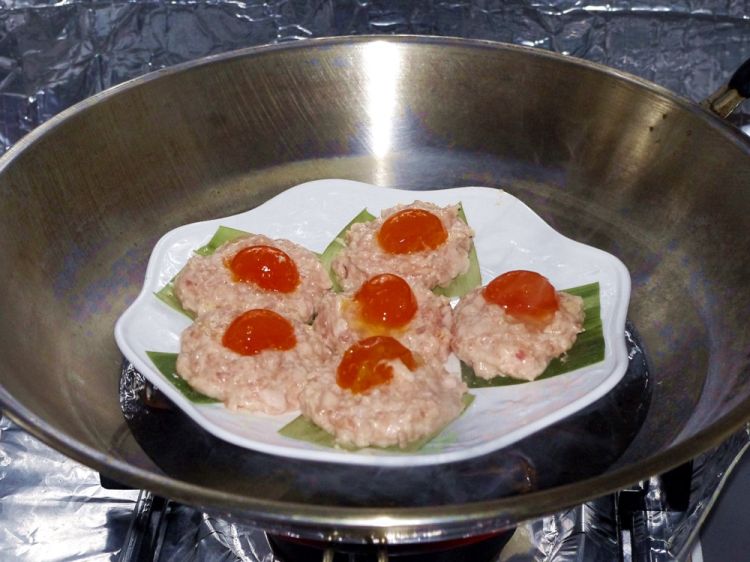 芦香蛋黄丸子