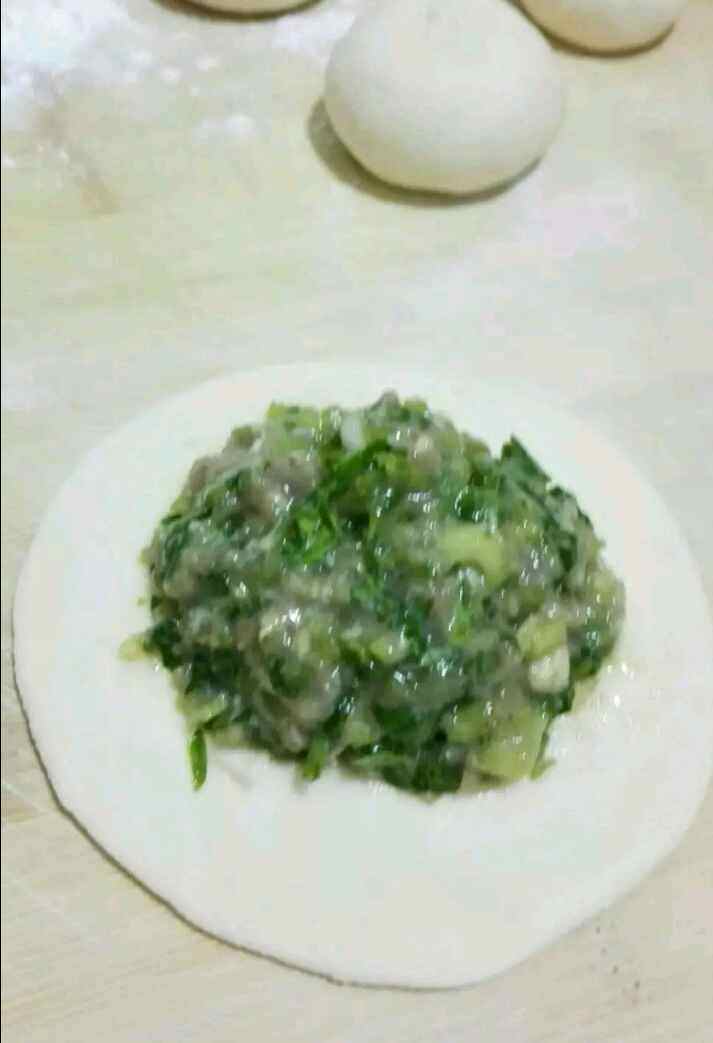 香菜肉末包