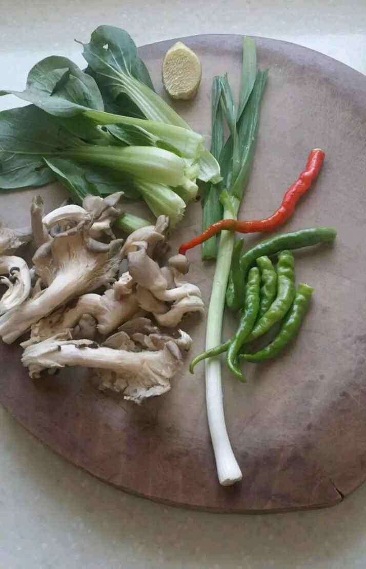 蘑菇炒饼丝