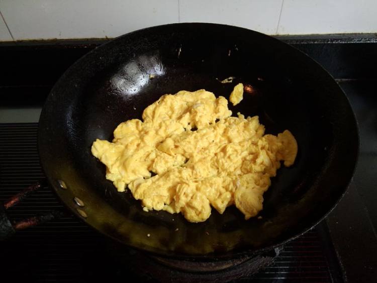 韭菜虾米抱蛋煎饺