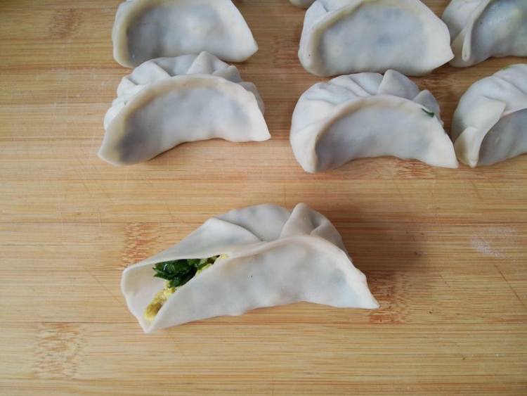 韭菜虾米抱蛋煎饺