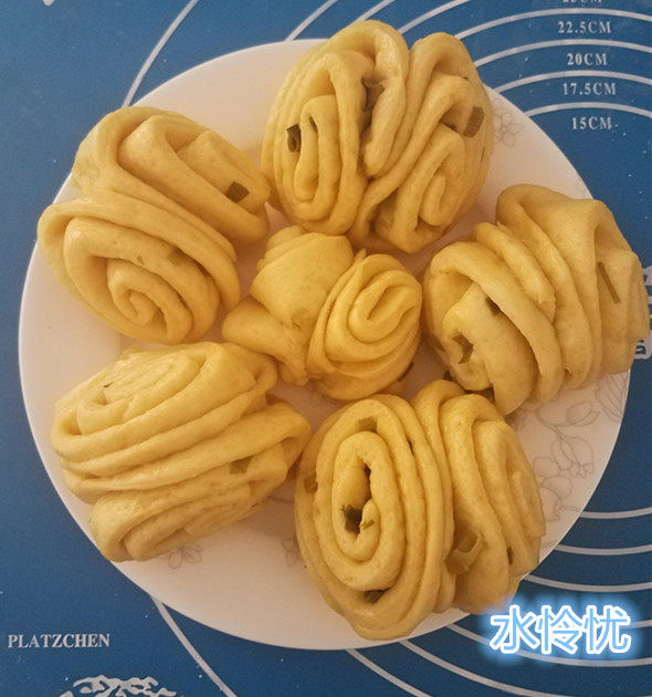南瓜花卷