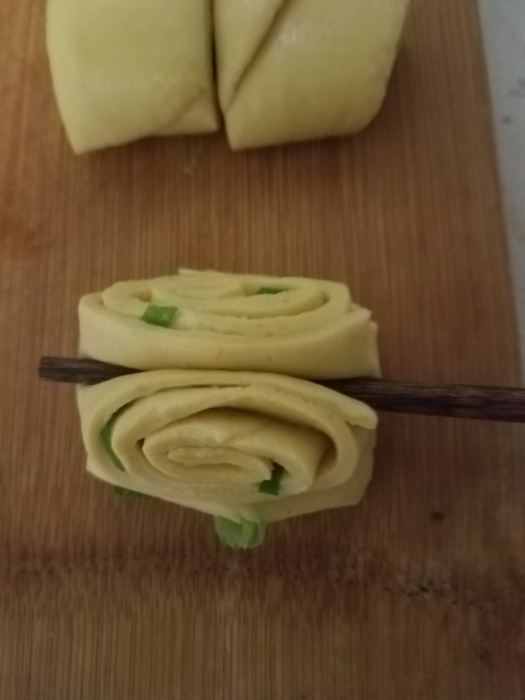 南瓜花卷