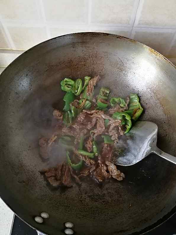 青椒炒牛肉