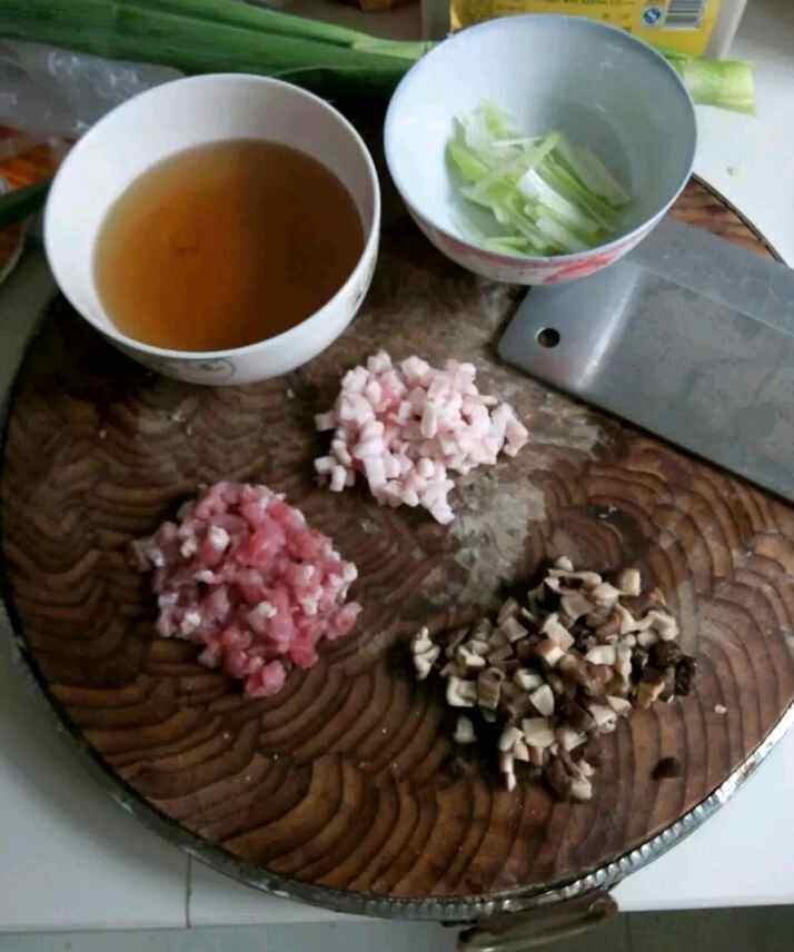 香菇酱油炒饭