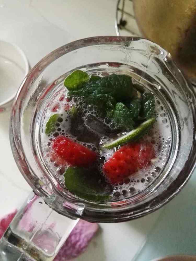 Sangria桑格利亚汽酒