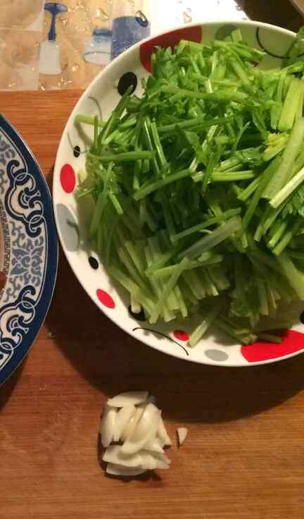 芹菜炒豆干