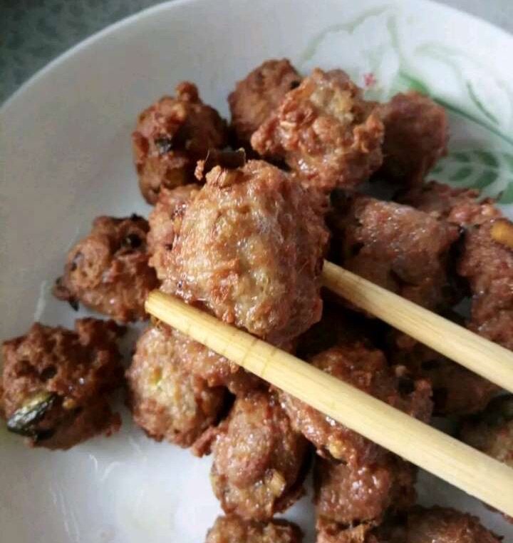 炸肉丸子