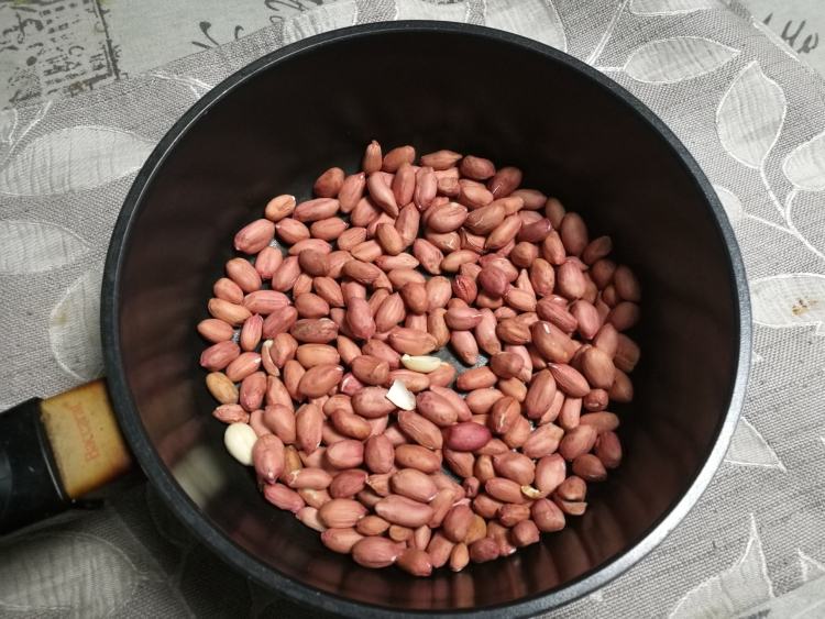 在家自制下酒零食五香