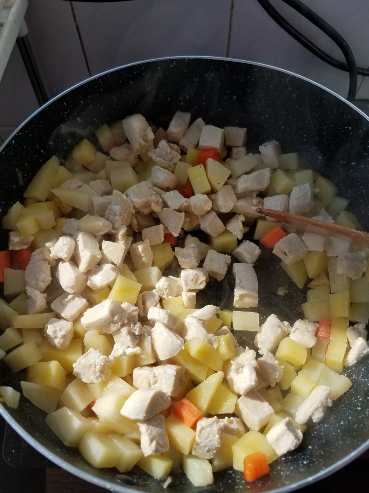 咖喱鸡肉饭
