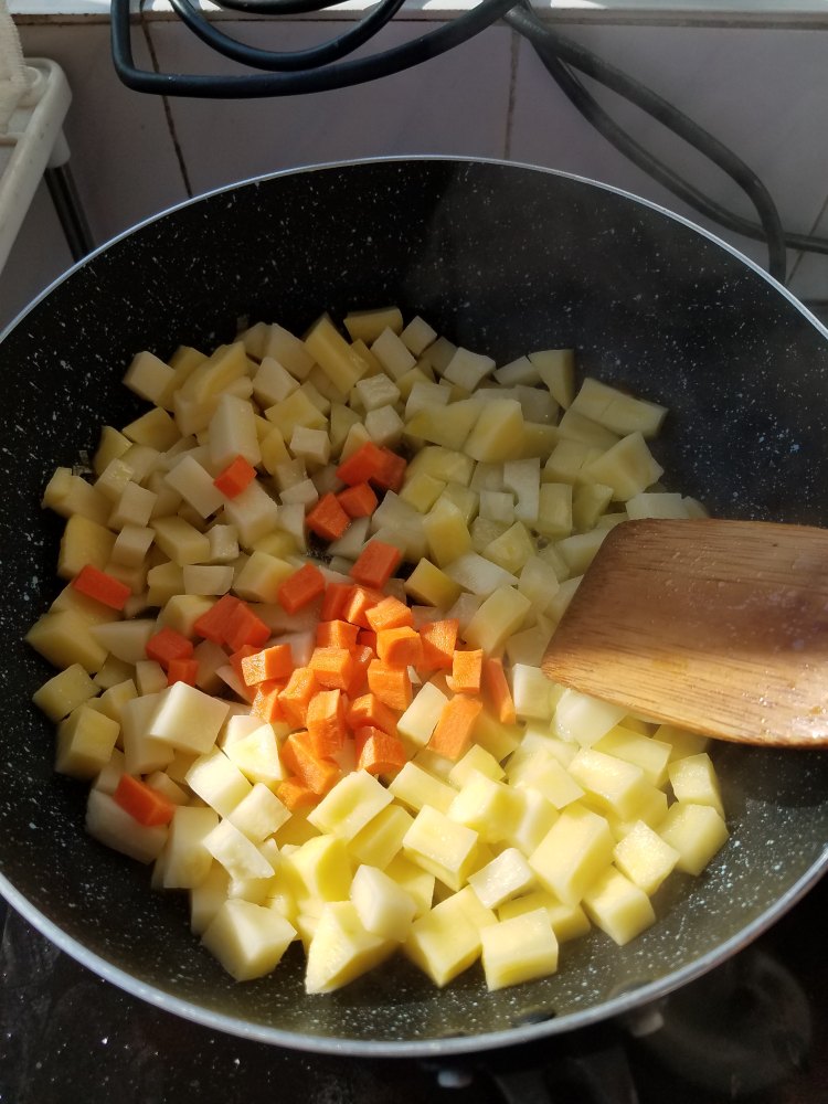 咖喱鸡肉饭