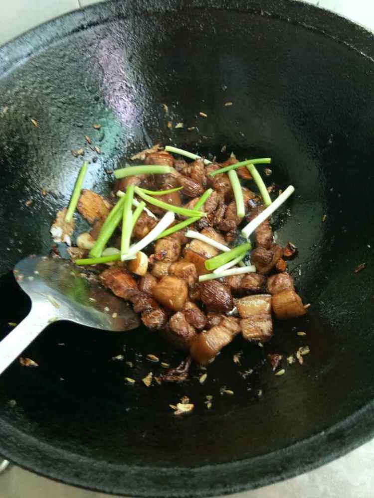 土豆红烧肉