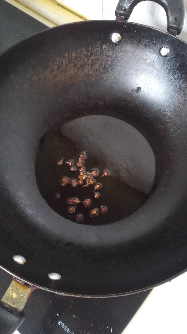 炒圆蘑菇