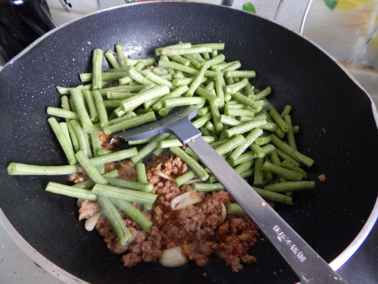 油辣子肉末豆角