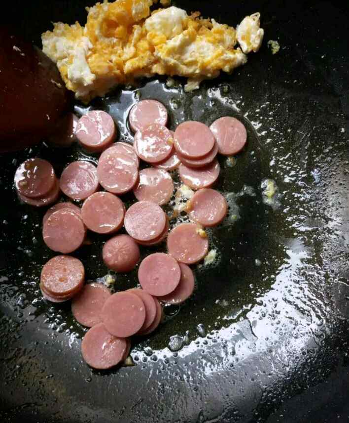火腿炒鸡蛋