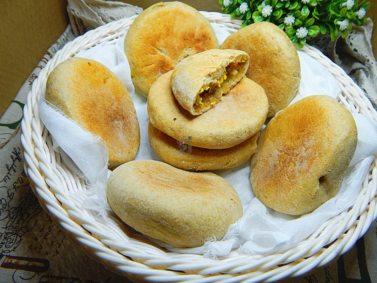 胡萝卜鸡蛋杂粮面饼