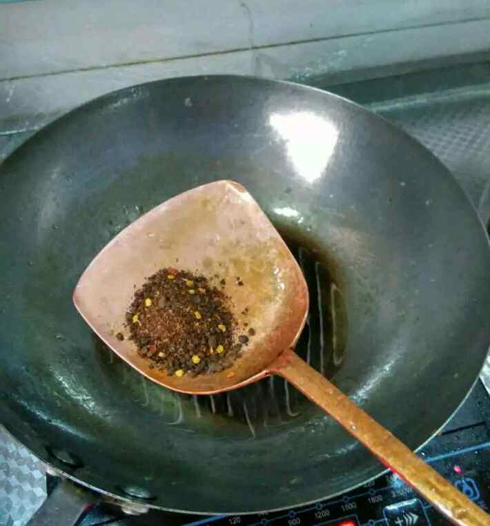 蒜香毛毛虫