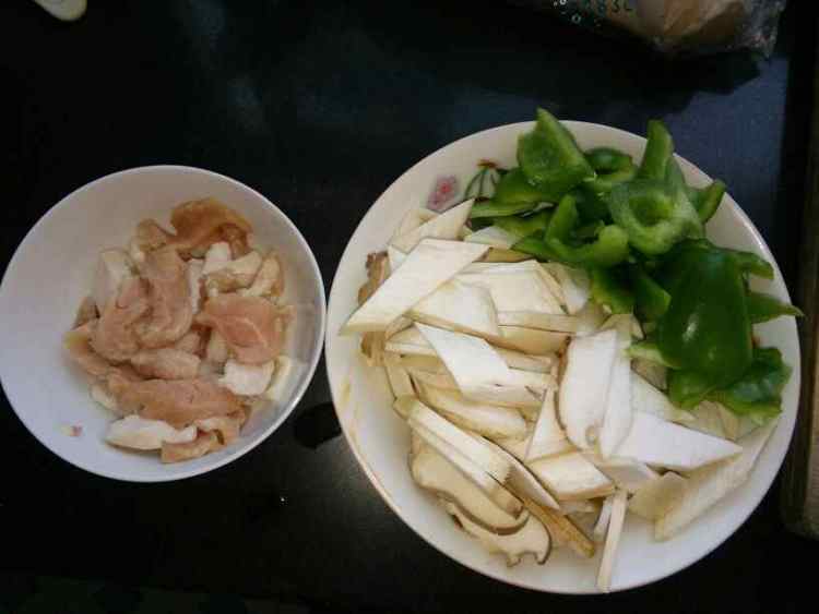 杏鲍菇青椒炒肉