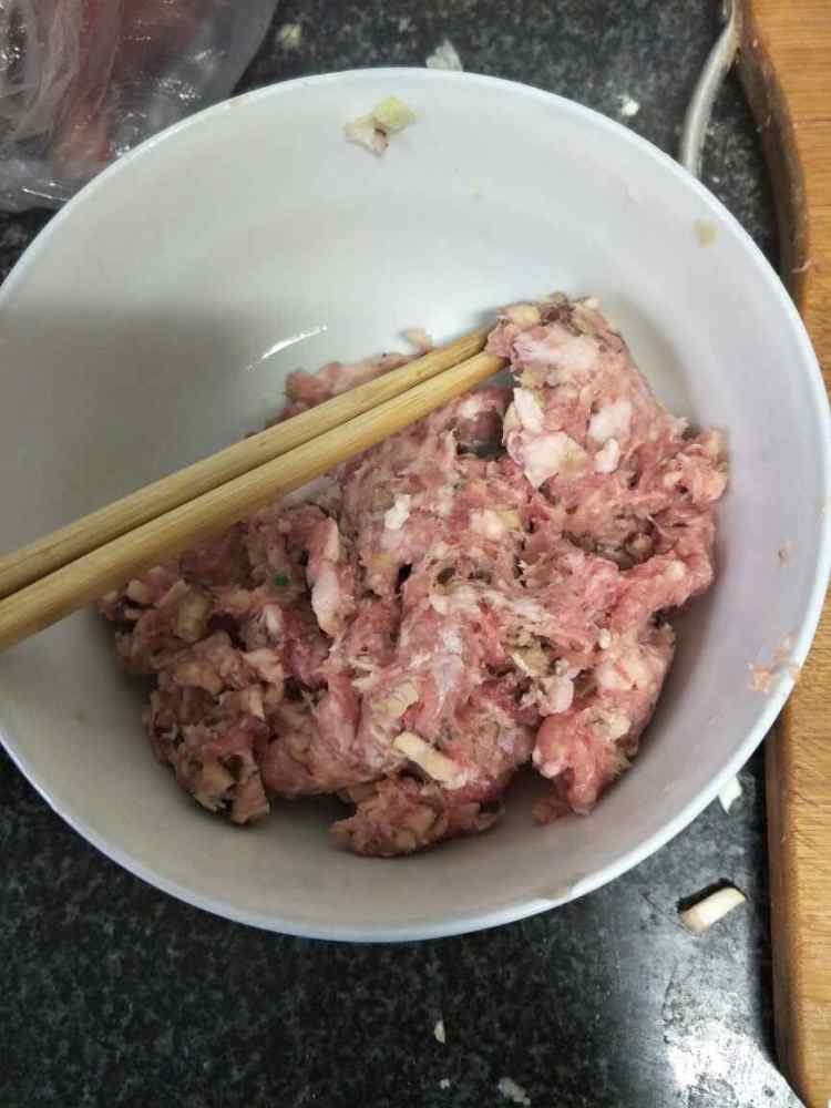 茴香猪肉饺子