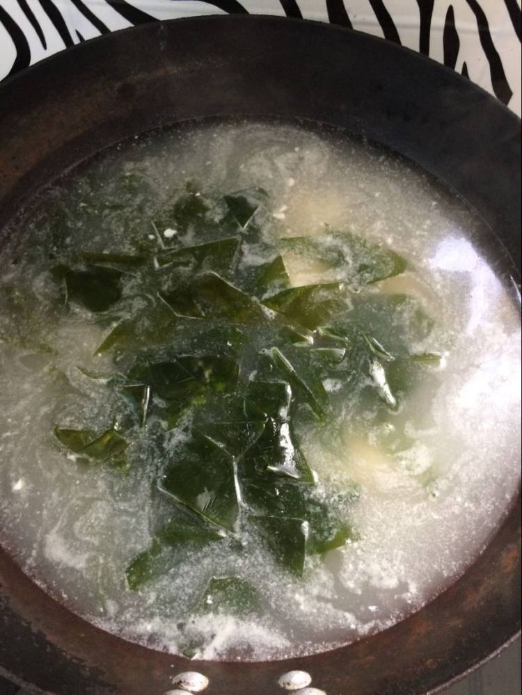 海带豆腐汤